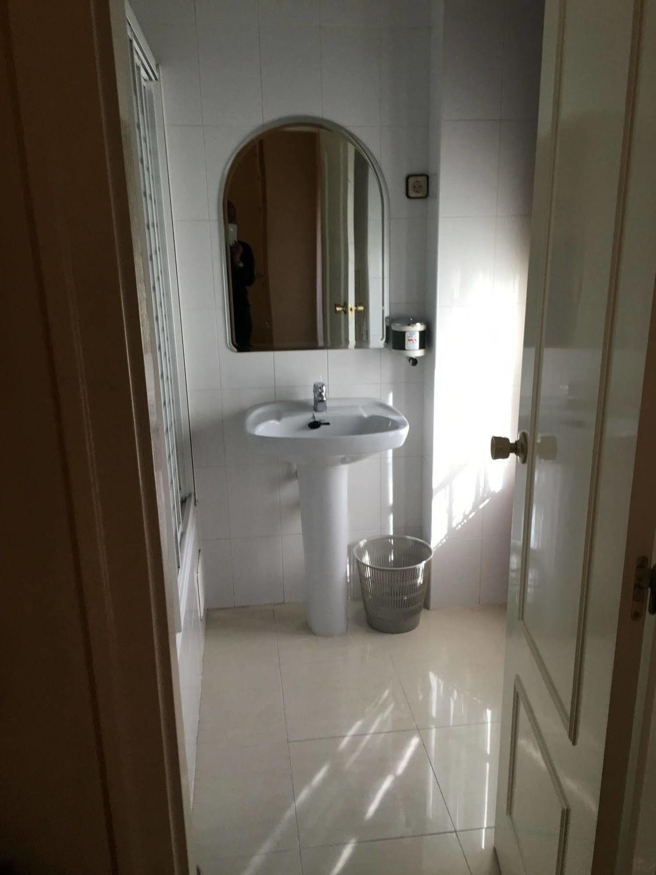 Hostal Cervantes Valdemoro Esterno foto